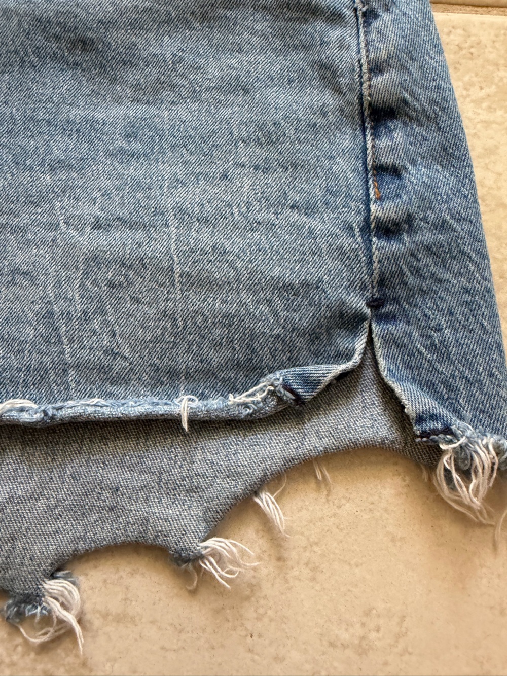 Abercrombie and Fitch size 27 Mom shorts, (high-rise curved love) - Picture 5 of 6